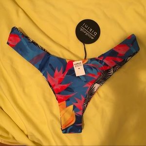 Spicy Sundae Bottom - Medium